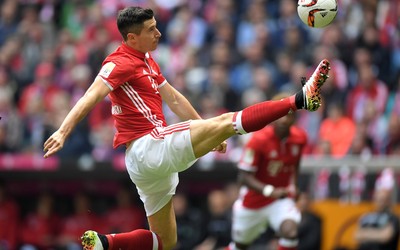 英皇体育精华-什琴斯尼更衣室新绰号曝光